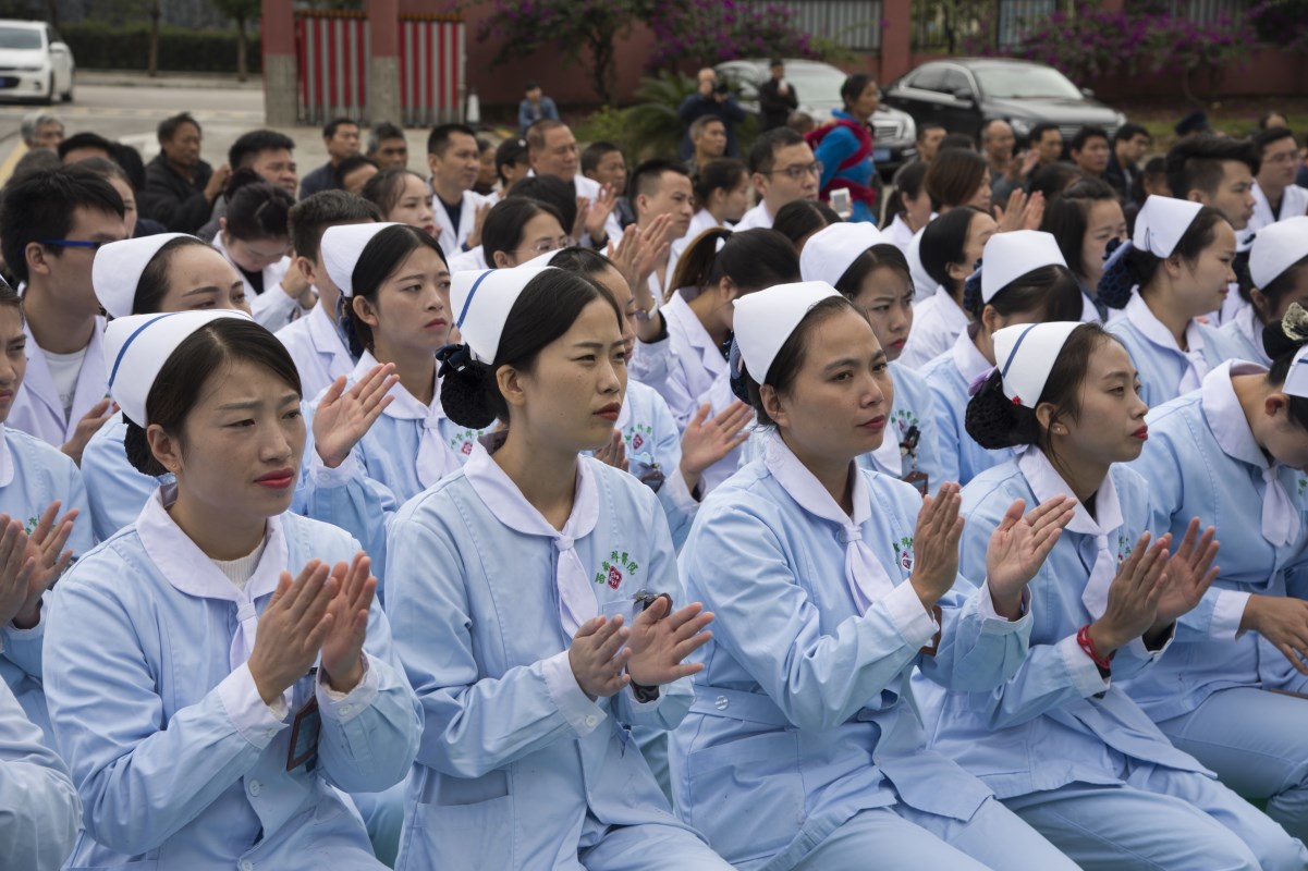 西南骨科医院捐赠活动（图片来源：印象黔西南）  (17).jpg