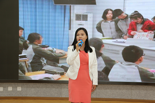 郑传晶《责任在左，关爱在右》兴义市城投小学.jpg