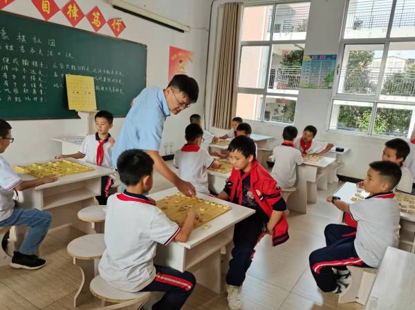 阳光小学象棋教学 (2)(1).jpg